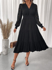 Noirelle Muse | Lace Sleeve Midi Dress