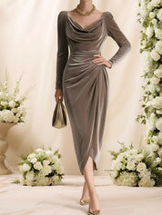 Veloura Éclat | Draped Velvet Midi Dress